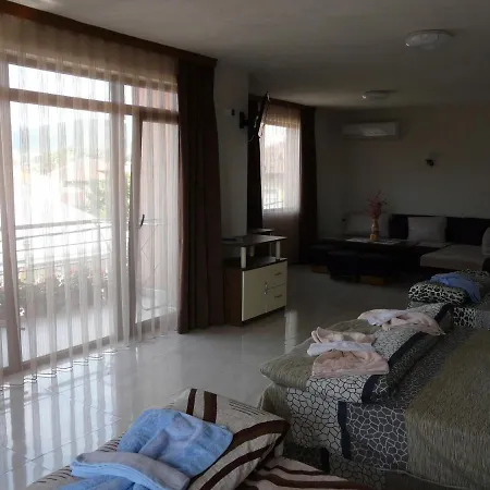 Guest house Къща За Гости 